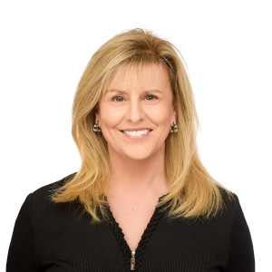 Jillyn Hess-Verson professional headshot